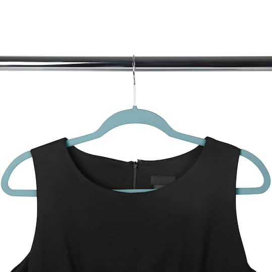 Simplify Super Slim Velvet Huggable Hangers